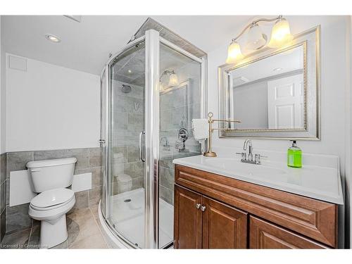 329 Silvana Crescent, Burlington, ON - Indoor Photo Showing Bathroom