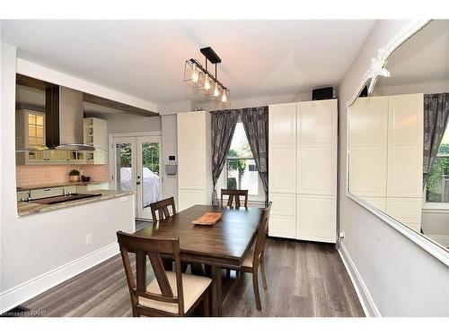 215 Rosslyn Avenue N, Hamilton, ON - Indoor Photo Showing Dining Room