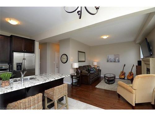 115 Emick Drive, Hamilton, ON - Indoor Photo Showing Kitchen