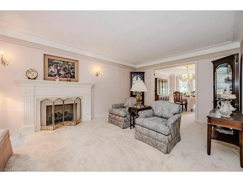 394 Scenic Drive, Hamilton, ON - Indoor Photo Showing Living Room With Fireplace