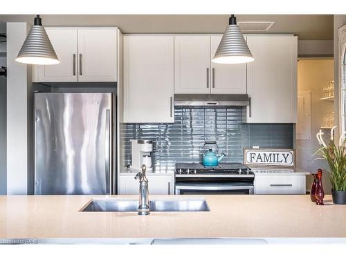 609-181 James Street N, Hamilton, ON - Indoor Photo Showing Kitchen With Upgraded Kitchen