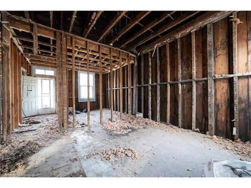 548 Mary Street, Hamilton, ON - Indoor Photo Showing Basement