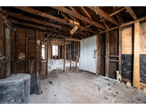 548 Mary Street, Hamilton, ON - Indoor Photo Showing Basement