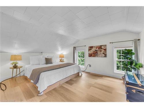 1549 Thompson Road E, Waterford, ON - Indoor Photo Showing Bedroom