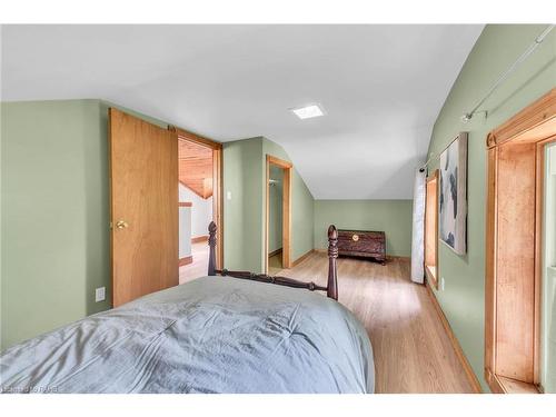 1549 Thompson Road E, Waterford, ON - Indoor Photo Showing Bedroom