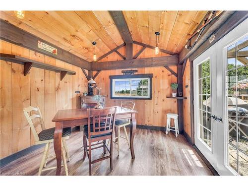 1549 Thompson Road E, Waterford, ON - Indoor Photo Showing Dining Room