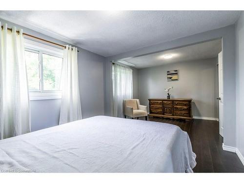 M7-444 Stone Church Road W, Hamilton, ON - Indoor Photo Showing Bedroom