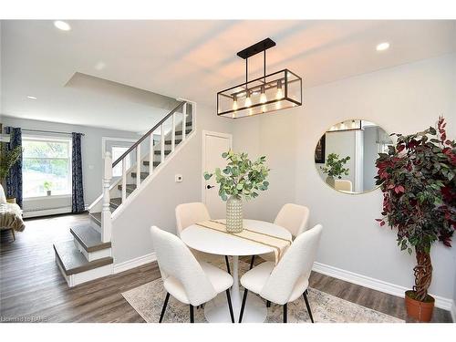 40 Mcmurray Street, Brantford, ON - Indoor Photo Showing Dining Room