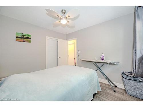 58 Mildred Avenue, St. Catharines, ON - Indoor Photo Showing Bedroom