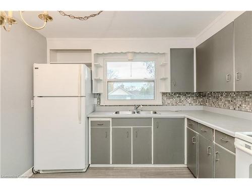 58 Mildred Avenue, St. Catharines, ON - Indoor Photo Showing Kitchen With Double Sink