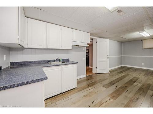 58 Mildred Avenue, St. Catharines, ON - Indoor Photo Showing Kitchen