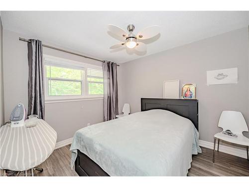 58 Mildred Avenue, St. Catharines, ON - Indoor Photo Showing Bedroom