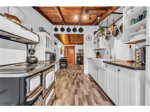 14 Anchor Lane, Selkirk, ON - Indoor Photo Showing Kitchen