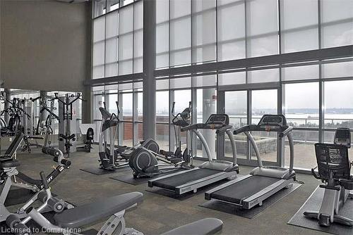 814-551 Maple Avenue, Burlington, ON - Indoor Photo Showing Gym Room