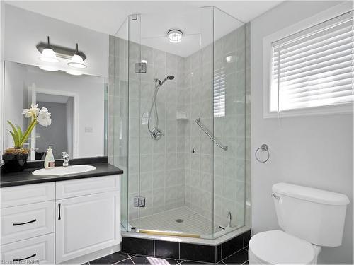 36 Sea Breeze Drive, Port Dover, ON - Indoor Photo Showing Bathroom