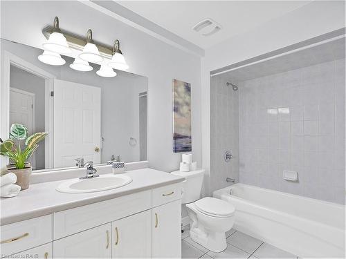 36 Sea Breeze Drive, Port Dover, ON - Indoor Photo Showing Bathroom