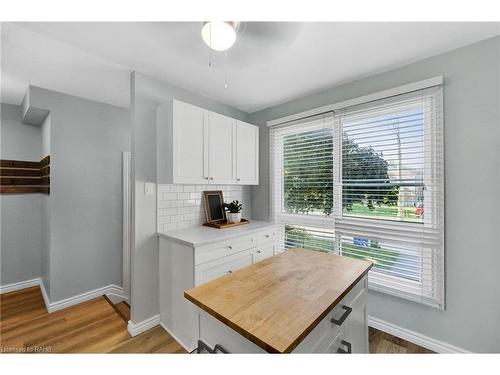 11-29 Quail Drive, Hamilton, ON - Indoor Photo Showing Kitchen