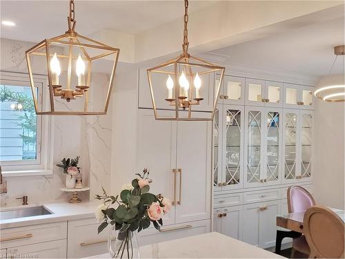 144 Old Ancaster Road, Dundas, ON - Indoor Photo Showing Dining Room