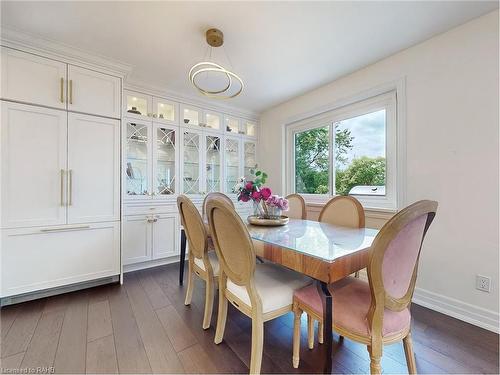 144 Old Ancaster Road, Dundas, ON - Indoor Photo Showing Dining Room