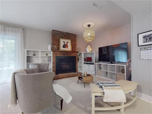 144 Old Ancaster Road, Dundas, ON - Indoor Photo Showing Living Room With Fireplace