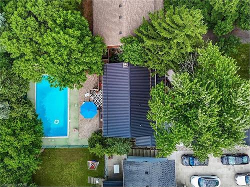 144 Old Ancaster Road, Dundas, ON - Outdoor With In Ground Pool