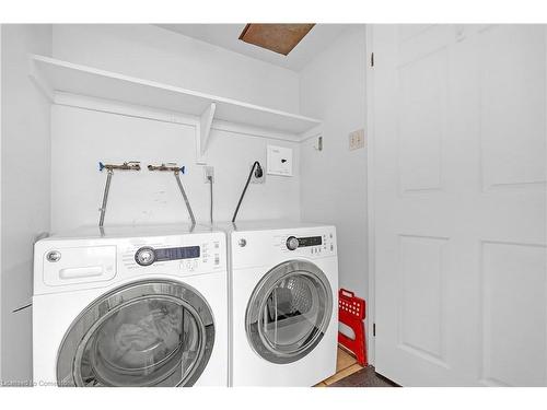 706-40 Harrisford Street, Hamilton, ON - Indoor Photo Showing Laundry Room