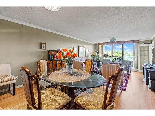 605-3 Towering Heights Boulevard, St. Catharines, ON - Indoor Photo Showing Dining Room