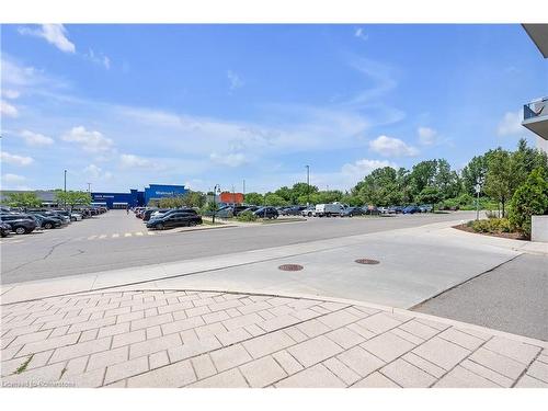 408-2093 Fairview Street, Burlington, ON - Outdoor With View