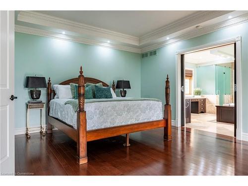 2659 2 Side Road, Burlington, ON - Indoor Photo Showing Bedroom