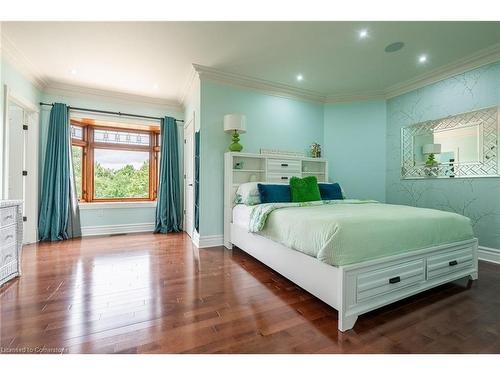 2659 2 Side Road, Burlington, ON - Indoor Photo Showing Bedroom