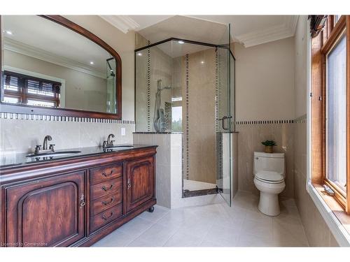 2659 2 Side Road, Burlington, ON - Indoor Photo Showing Bathroom