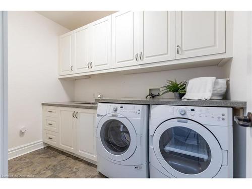 2659 2 Side Road, Burlington, ON - Indoor Photo Showing Laundry Room