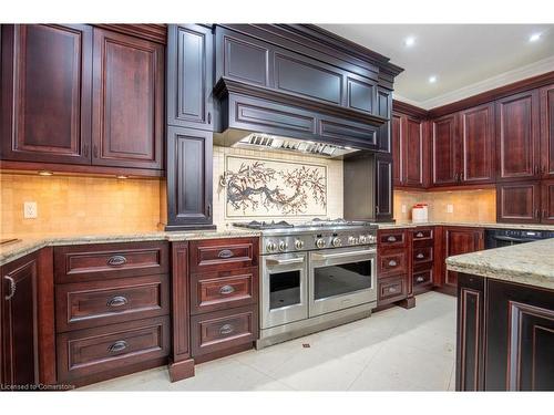 2659 2 Side Road, Burlington, ON - Indoor Photo Showing Kitchen With Upgraded Kitchen