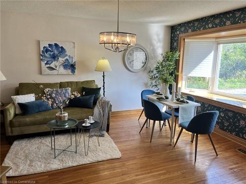 326 Brace Street, Dunnville, ON - Indoor Photo Showing Dining Room