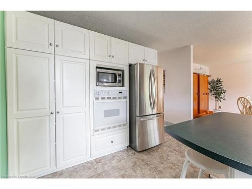 326 Brace Street, Dunnville, ON - Indoor Photo Showing Kitchen