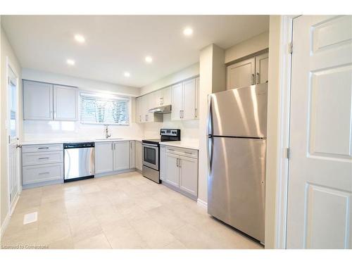 1-716 Mohawk Road W, Hamilton, ON - Indoor Photo Showing Kitchen With Upgraded Kitchen