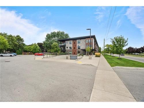 312-212 Lakeport Road, St. Catharines, ON - Outdoor