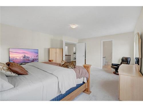 593 Miller Way, Milton, ON - Indoor Photo Showing Bedroom