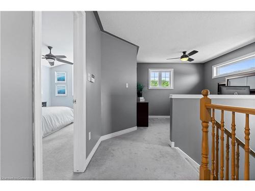 3 Muscat Drive, Grimsby, ON - Indoor Photo Showing Other Room