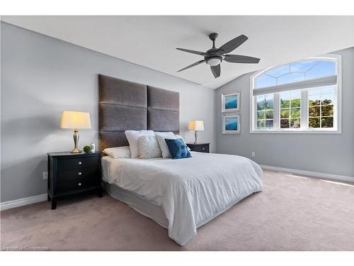 3 Muscat Drive, Grimsby, ON - Indoor Photo Showing Bedroom