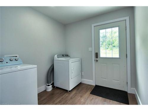 1639 Vittoria Road, Vittoria, ON - Indoor Photo Showing Laundry Room