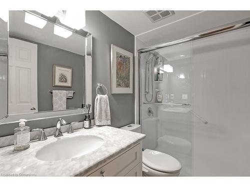 401-2121 Lakeshore Road, Burlington, ON - Indoor Photo Showing Bathroom