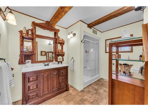 555 Edgewater Place, Dunnville, ON - Indoor Photo Showing Bathroom