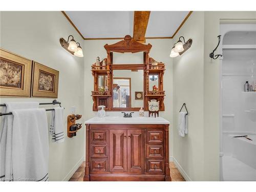 555 Edgewater Place, Dunnville, ON - Indoor Photo Showing Bathroom