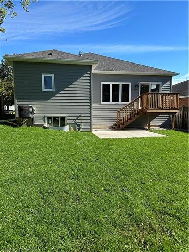 605 St. Andrew Street, Port Dover, ON - Outdoor