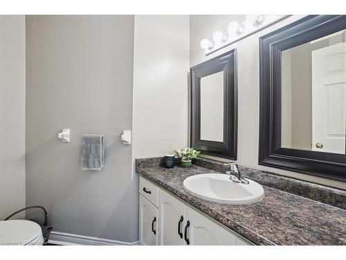 126 Gurnett Drive, Hamilton, ON - Indoor Photo Showing Bathroom