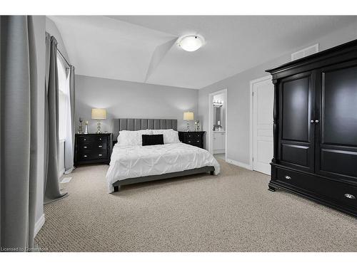 190 Bellagio Avenue, Hannon, ON - Indoor Photo Showing Bedroom