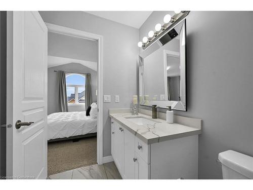 190 Bellagio Avenue, Hannon, ON - Indoor Photo Showing Bathroom