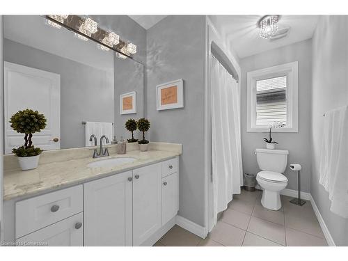 190 Bellagio Avenue, Hannon, ON - Indoor Photo Showing Bathroom