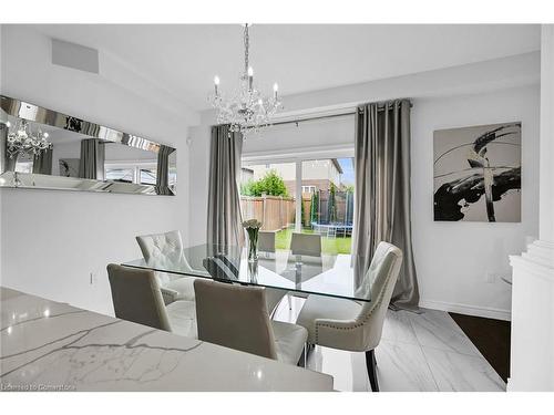 190 Bellagio Avenue, Hannon, ON - Indoor Photo Showing Dining Room